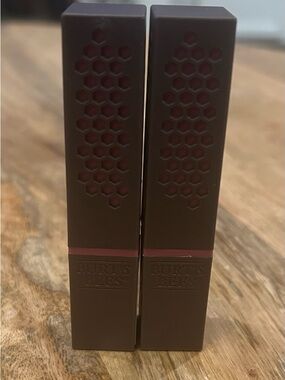 Burts Bees Lipstick - # 530 Lily Lake by Burts Bees- 0.12 oz Lipstick Lot of 2